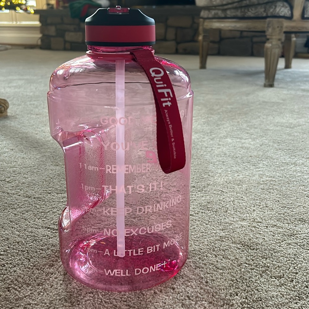 Build Life 1 gallon water bottle